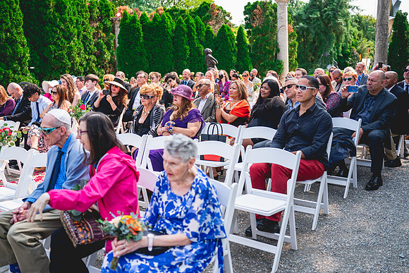173